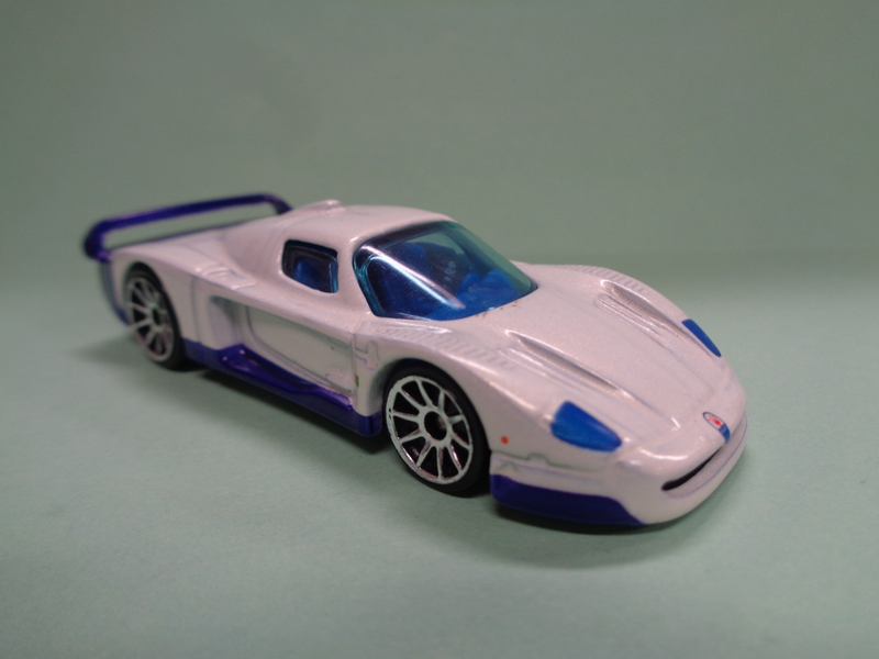 Illustration for article titled MASERATI MC12 BY HOT WHEELS